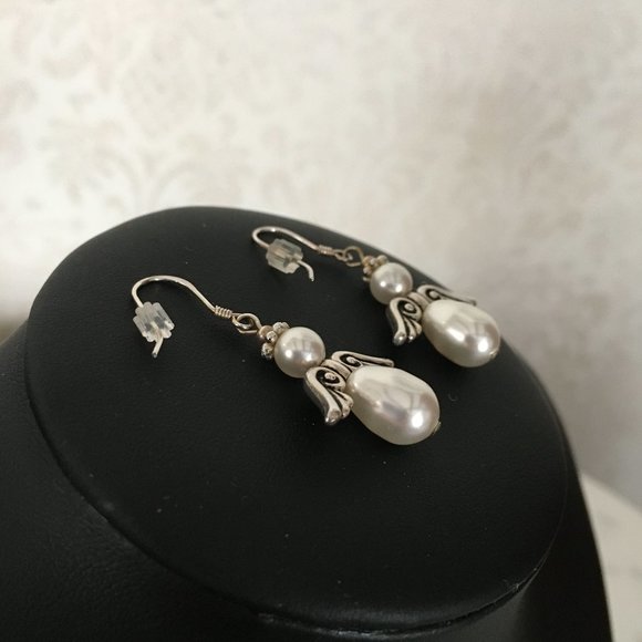 Vintage Silver & Pearl Pierced Angel Earrings BNIB - Picture 3 of 7